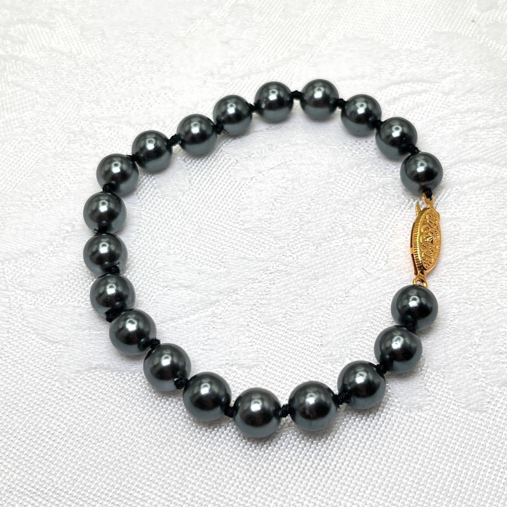 Vintage Knotted Black Faux‎ Pearl 8 mm Beaded Bracelet w/ Fish Hook Clasp